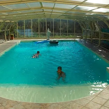 Bed & Breakfast Le Clos Des Cedres 3*