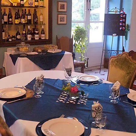 Le Clos Des Cedres 3*