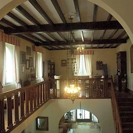 Le Clos Des Cedres Bed & Breakfast La Rochefoucauld