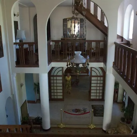 Le Clos Des Cedres 3* La Rochefoucauld