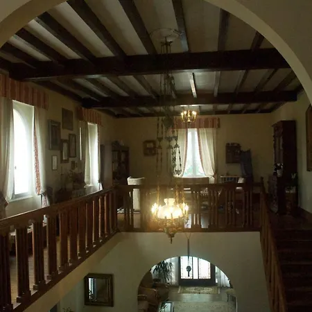 Le Clos Des Cedres 3*