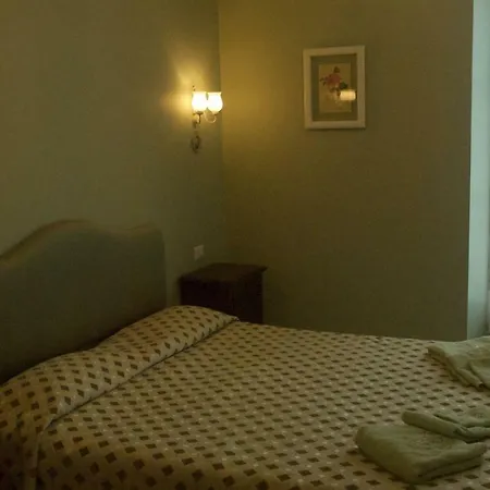 Le Clos Des Cedres Panzió