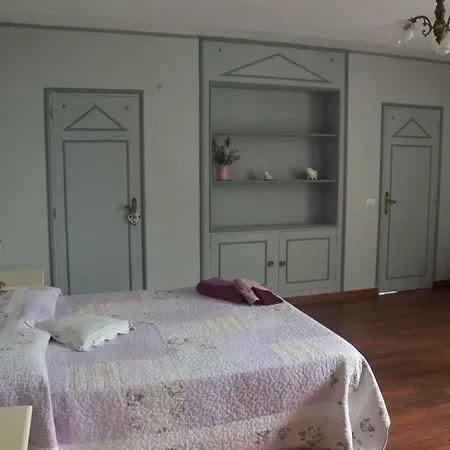 Le Clos Des Cedres La Rochefoucauld