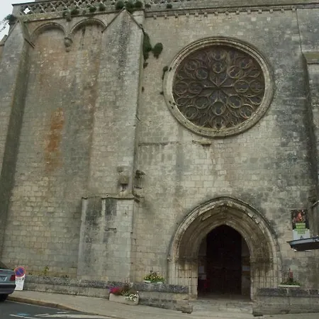 Le Clos Des Cedres Panzió La Rochefoucauld