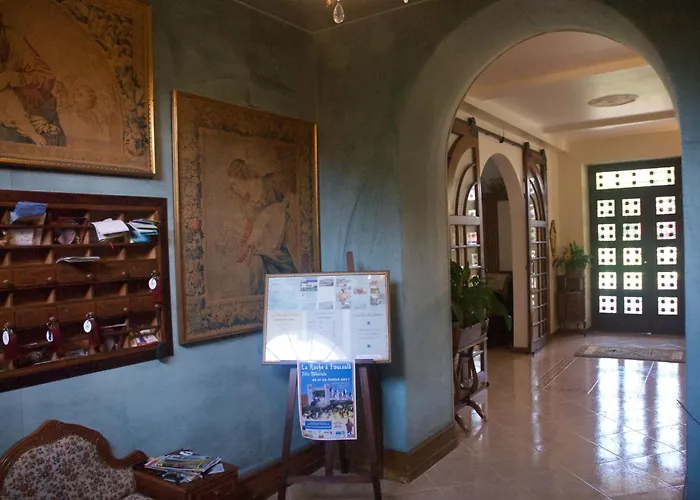 Le Clos Des Cèdres Couette-café La Rochefoucauld