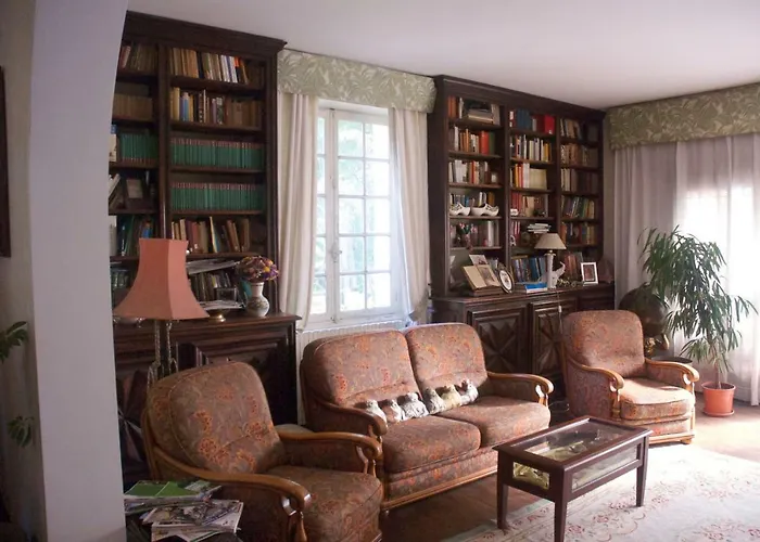 Le Clos Des Cèdres Couette-café