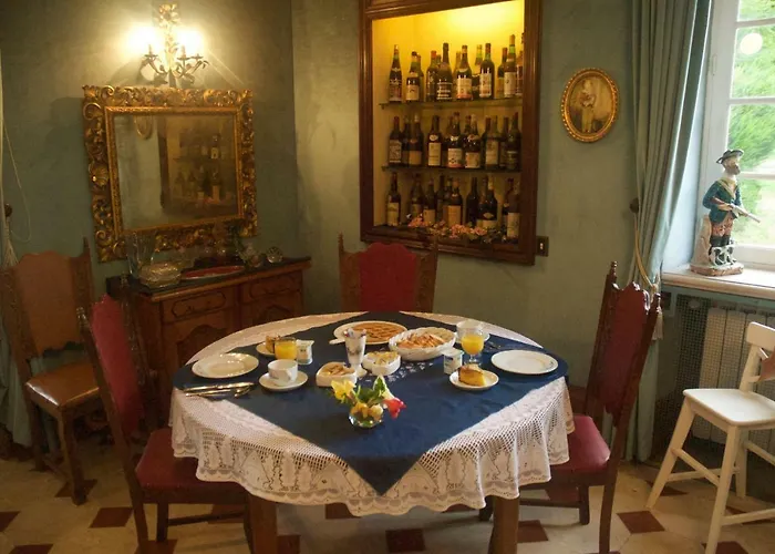 Le Clos Des Cèdres Couette-café La Rochefoucauld