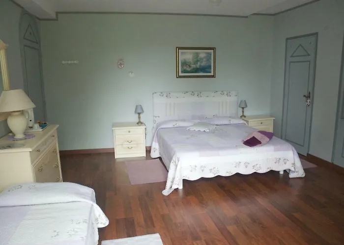 Le Clos Des Cèdres La Rochefoucauld